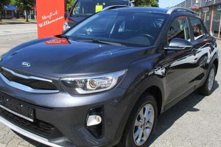 Kia Stonic 89.500 km 11.650 &euro; Kiel-Kronshagen 24119