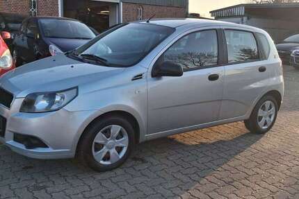 Chevrolet Aveo 93.000 km 2.799 &euro; Hoffeld 24582