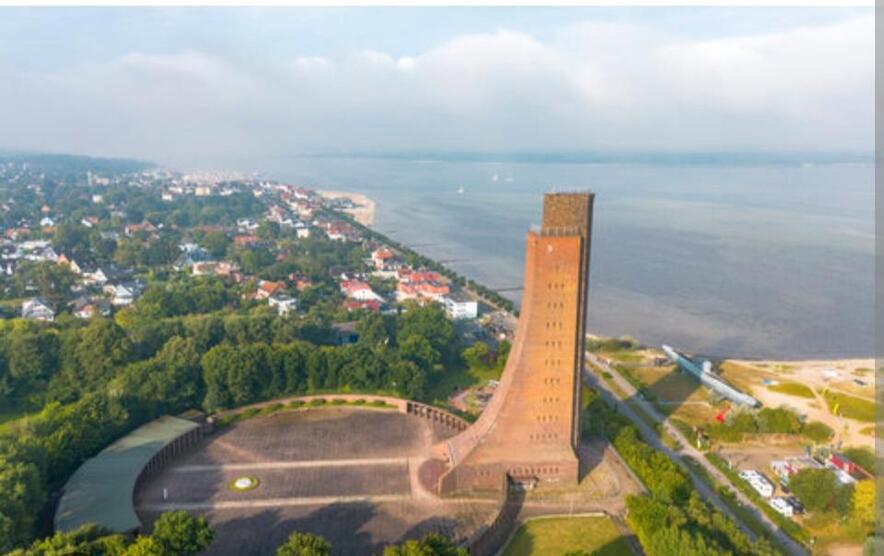 Laboe: Sonnige Studiowhg m.vergl.Süd-Balkon, 400m z.Strand