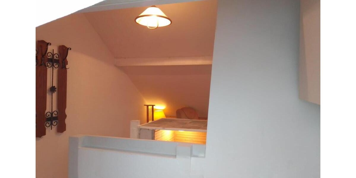 Etagenwohnung Kiel Schreventeich - 2 Zimmer, 125 m&sup2;, 650&euro; | Angebot:26042103