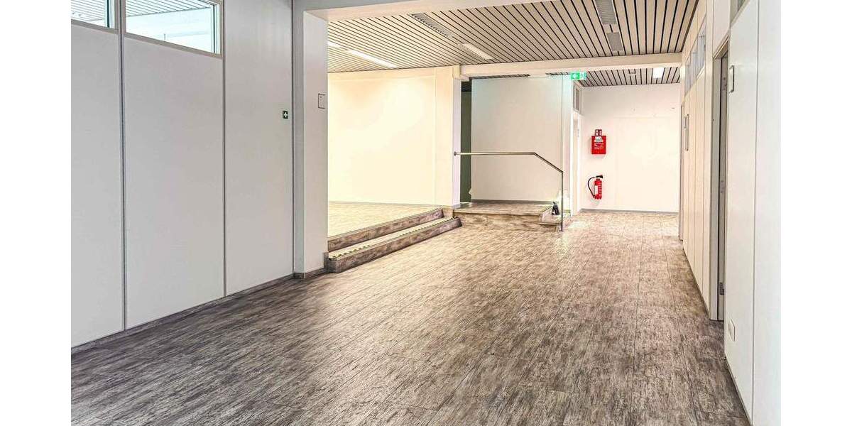 Gewerbeobjekt Kiel Exerzierplatz - 6 Zimmer, 213 m&sup2;, 3.090&euro; | Angebot:25729234
