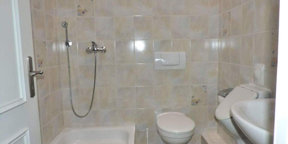 Einfamilienhaus Neumünster Innenstadt - 1 Zimmer, 227 m&sup2;, 540.000&euro; | Angebot:25067446