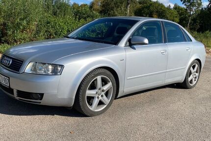 Audi A4 178.000 km 4.500 &euro; Krummbek 24217