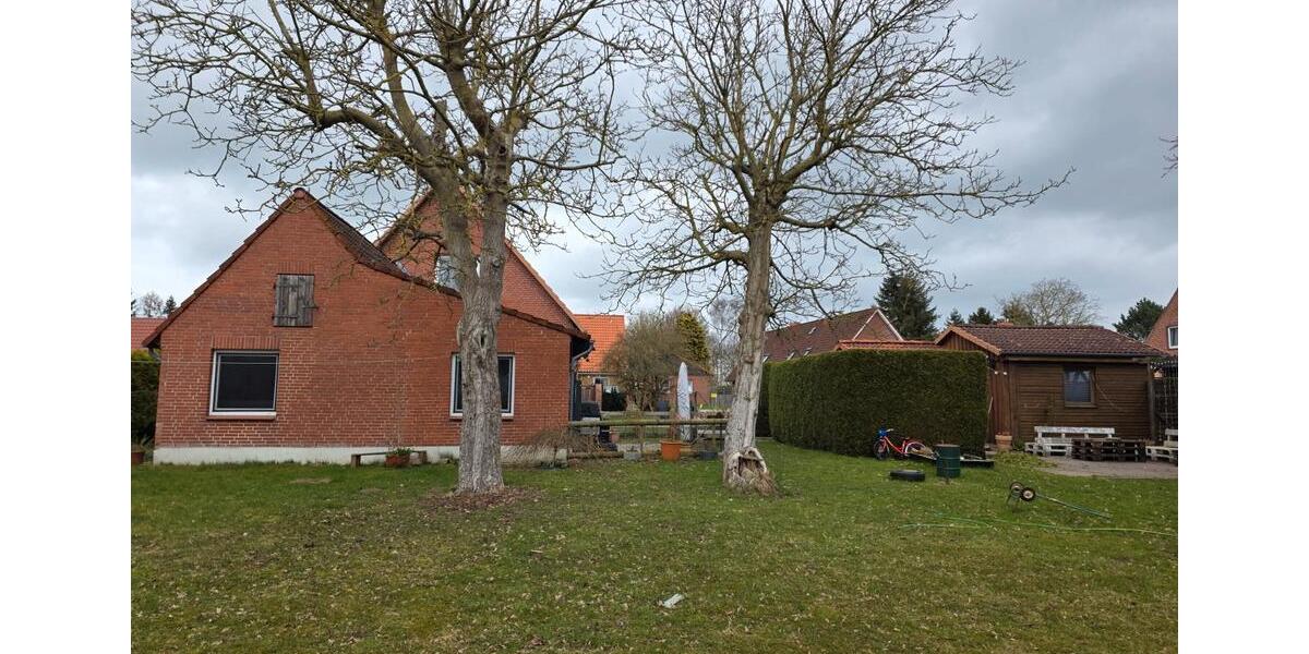 Mehrfamilienhaus, Wohnhaus Lütjenburg - 8 Zimmer, 195 m&sup2;, 370.000&euro; | Angebot:26145246