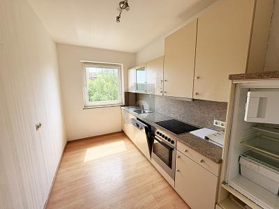 CITYPERLE MIT BLICK INS GRÜNE - Etagenwohnung Neumünster | Angebot:27359500