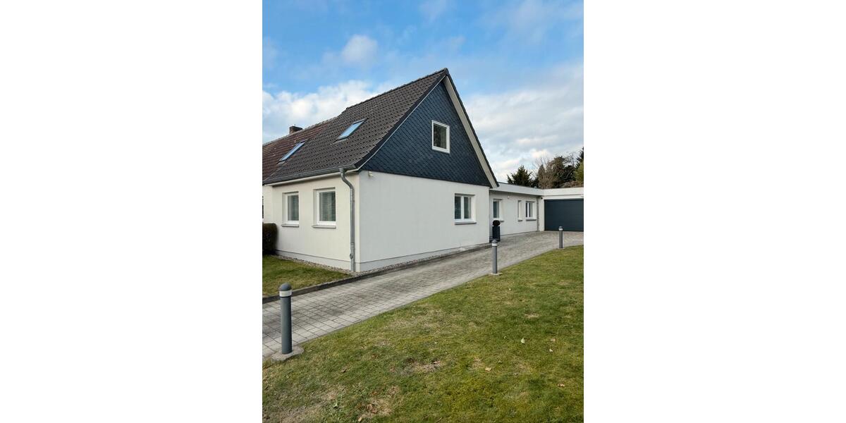 Doppelhaushälfte Kiel Elmschenhagen - 3.5 Zimmer, 105 m&sup2;, 445.000&euro; | Angebot:25284686