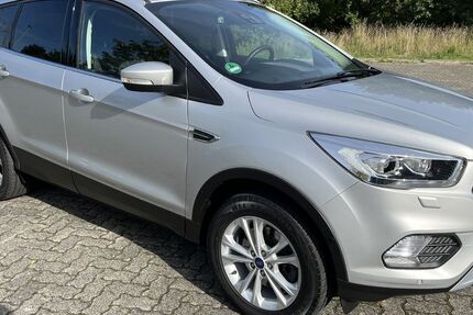 Ford Kuga 105.000 km 15.450 &euro; Kiel 24103