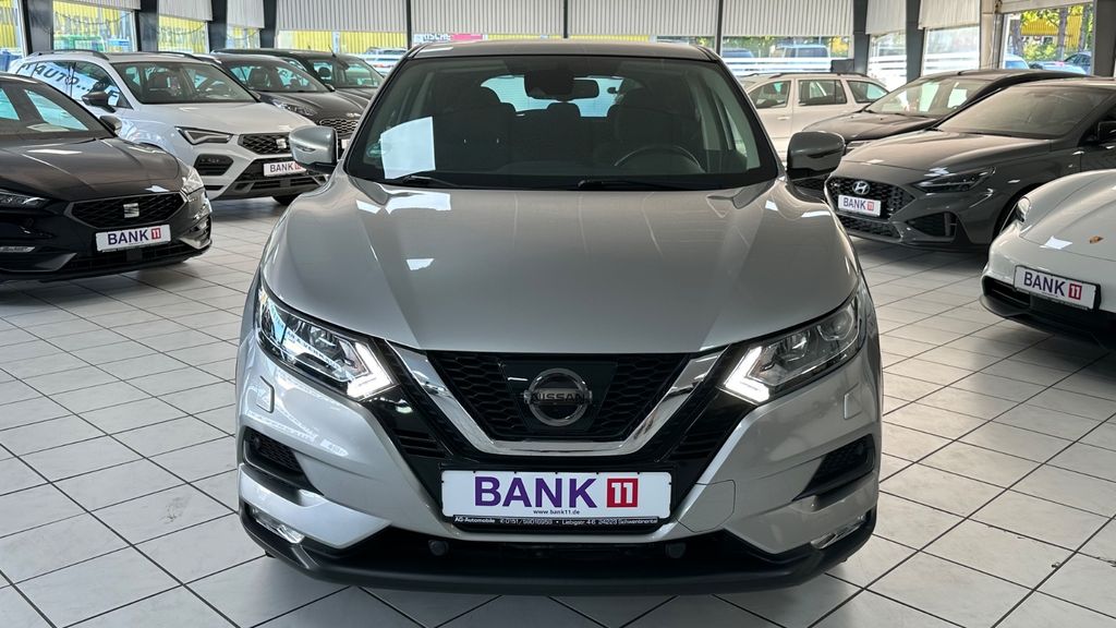 Nissan Qashqai 115.600 km 12.990 &euro; Schwentinental 24223