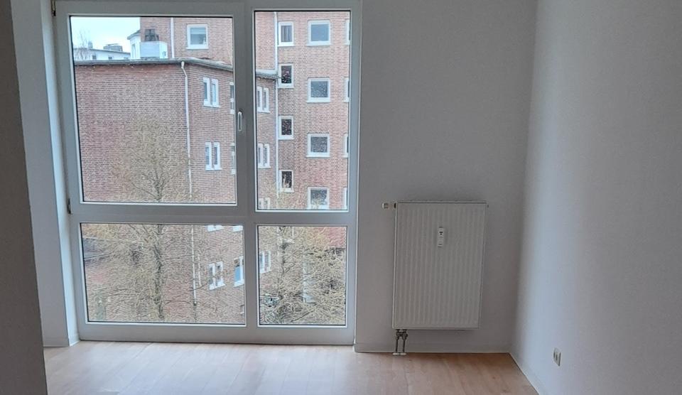 Etagenwohnung Kiel Ravensberg - 1 Zimmer, 30 m&sup2;, 322&euro; | Angebot:25542219