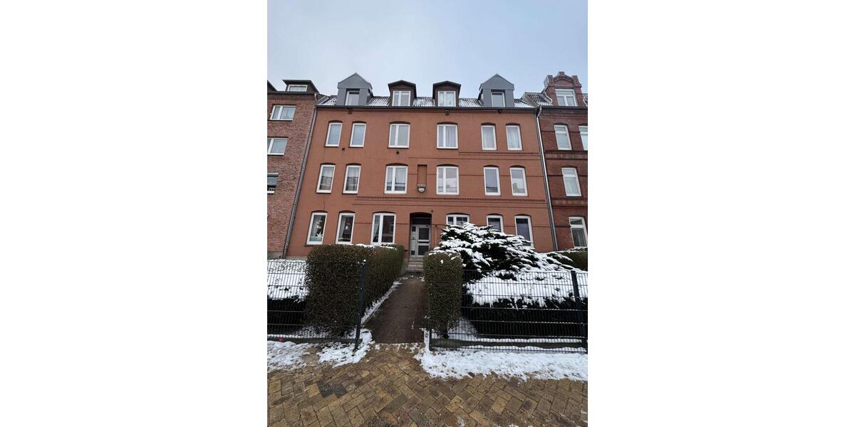 Charmante Dachgeschosswohnung mit viel Licht und modernem Komfort 2 zimmer