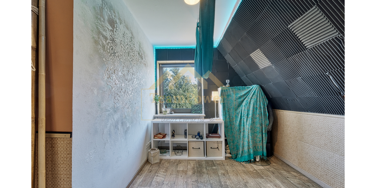 Ankommen, durchatmen, wohlfühlen – Ihr neues Zuhause auf über 180m² verteilt - Einfamilienhaus Neumünster Brachenfeld | Angebot:25365909