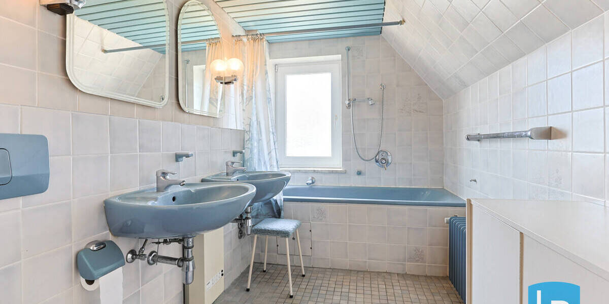 Mehrfamilienhaus, Wohnhaus Schönberg - 7 Zimmer, 197 m&sup2;, 389.000&euro; | Angebot:26786720