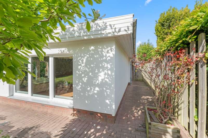 Haus zum Kaufen in Preetz 284.000 € 90 m²