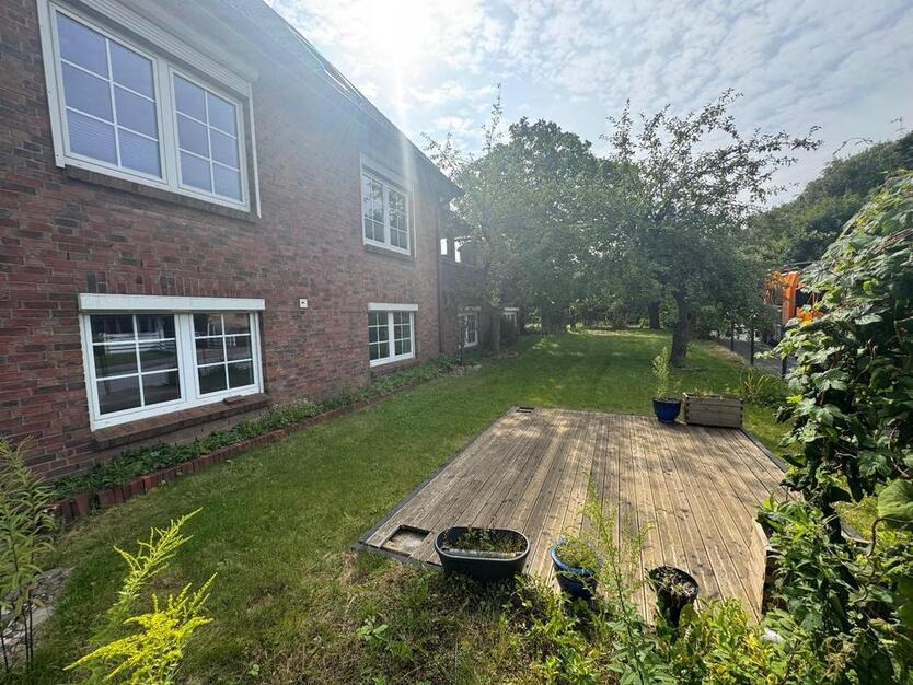 Großzügige 4-Zimmer-Wohnung mit Garten, Garage & Terrasse – 115 m