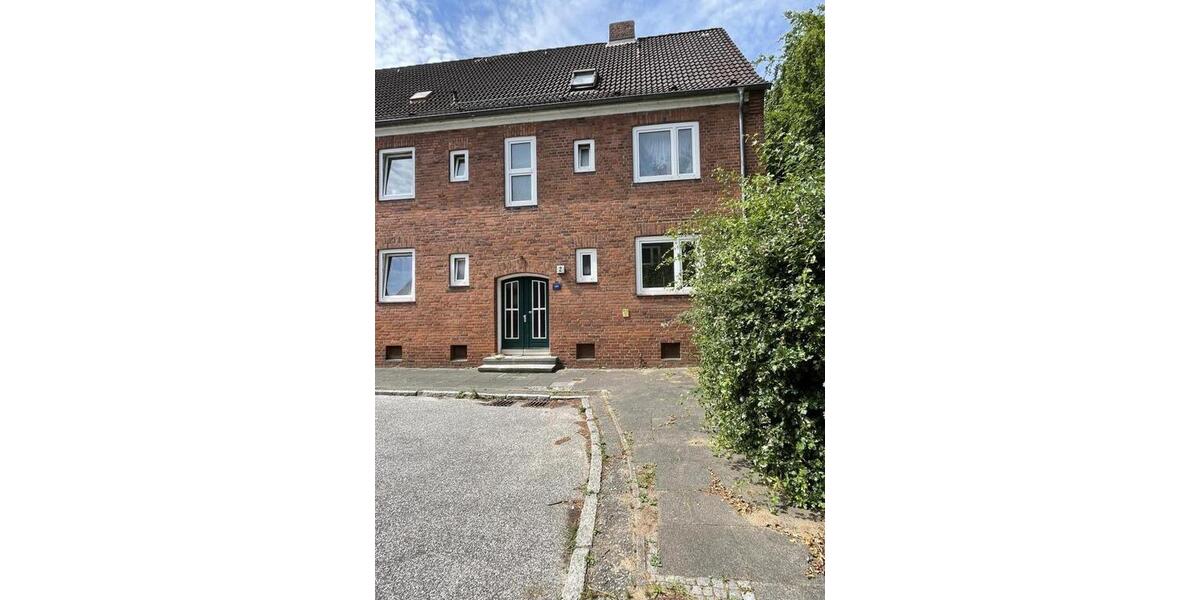 Dachgeschoßwohnung Kiel Gaarden-Ost - 2.5 Zimmer, 43 m&sup2;, 439&euro; | Angebot:26652629