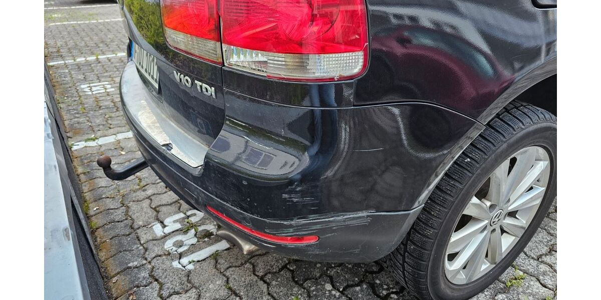 VW Touareg 301.000 km 3.600 &euro; Kiel 24143