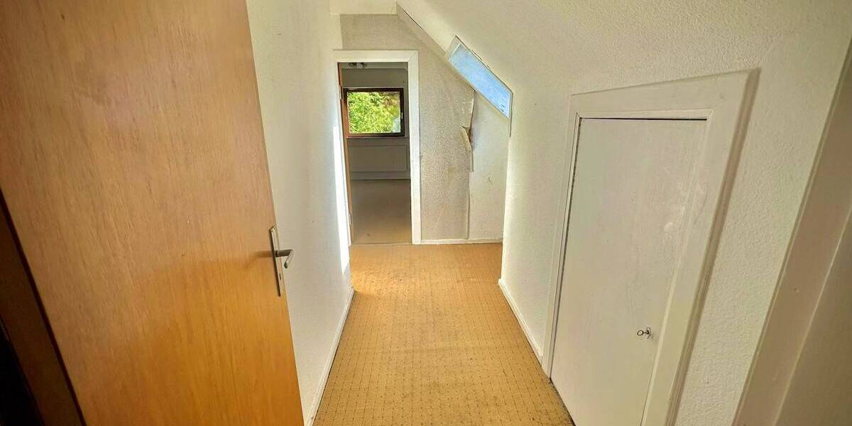 Einfamilienhaus Plön - 6 Zimmer, 160 m&sup2;, 199.000&euro; | Angebot:25698302