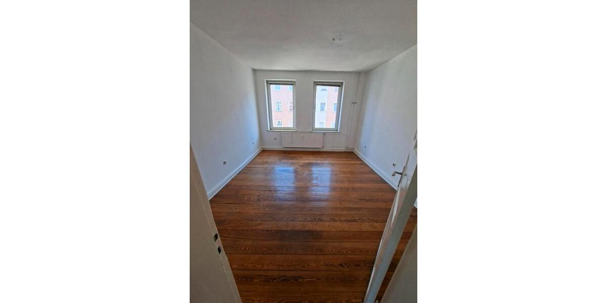 Etagenwohnung Kiel Gaarden-Ost - 2 Zimmer, 50 m&sup2;, 680&euro; | Angebot:27636816