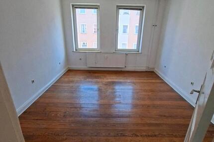 Wohnung Kiel Gaarden-Ost - 2 Zimmer, 50 m&sup2;, 680&euro; | Angebot:27636816