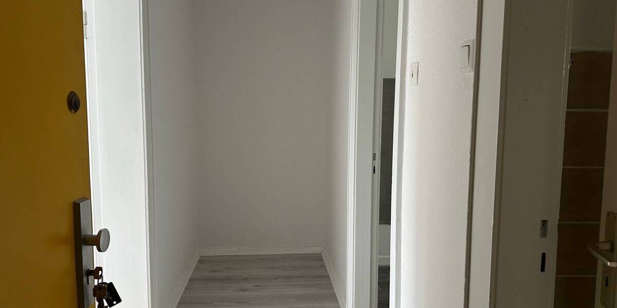 Etagenwohnung Kiel Gaarden-Ost - 2 Zimmer, 61 m&sup2;, 510&euro; | Angebot:26343184