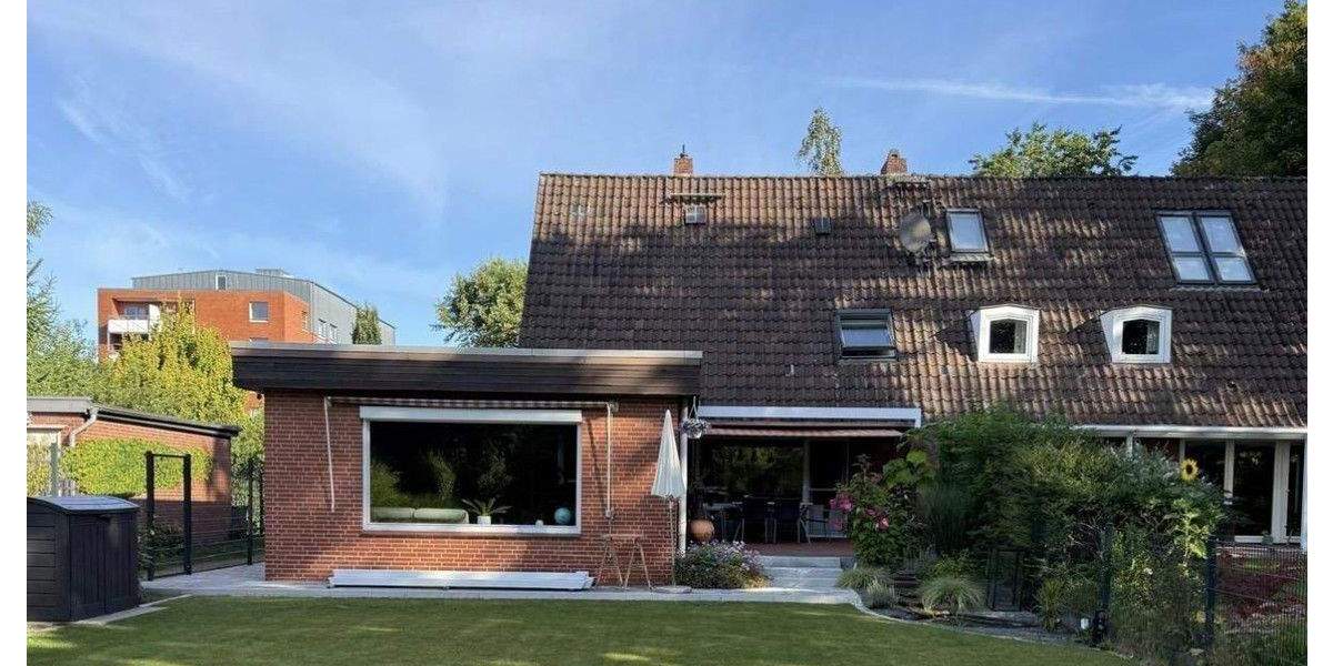 Doppelhaushälfte Neumünster Innenstadt - 5 Zimmer, 125 m&sup2;, 389.000&euro; | Angebot:25728329