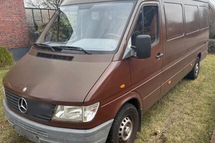 Mercedes-Benz Sprinter 277.357 km 7.500 &euro; Kiel 24109