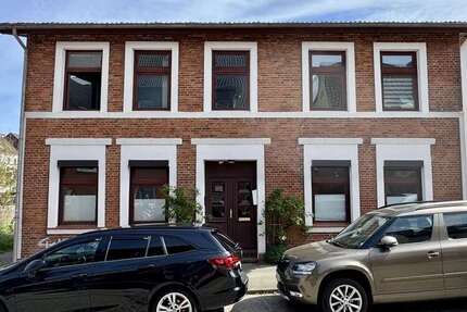 Haus Kiel Ellerbek - 9 Zimmer, 214 m&sup2;, 475.000&euro; | Angebot:26402568