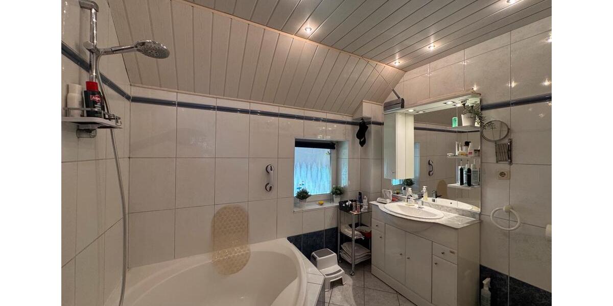 Reihenhaus Neumünster Brachenfeld/Ruthenberg - 5 Zimmer, 140 m&sup2;, 399.000&euro; | Angebot:27082244
