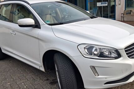 Volvo XC60 163.000 km 11.990 &euro; Neumünster 24537