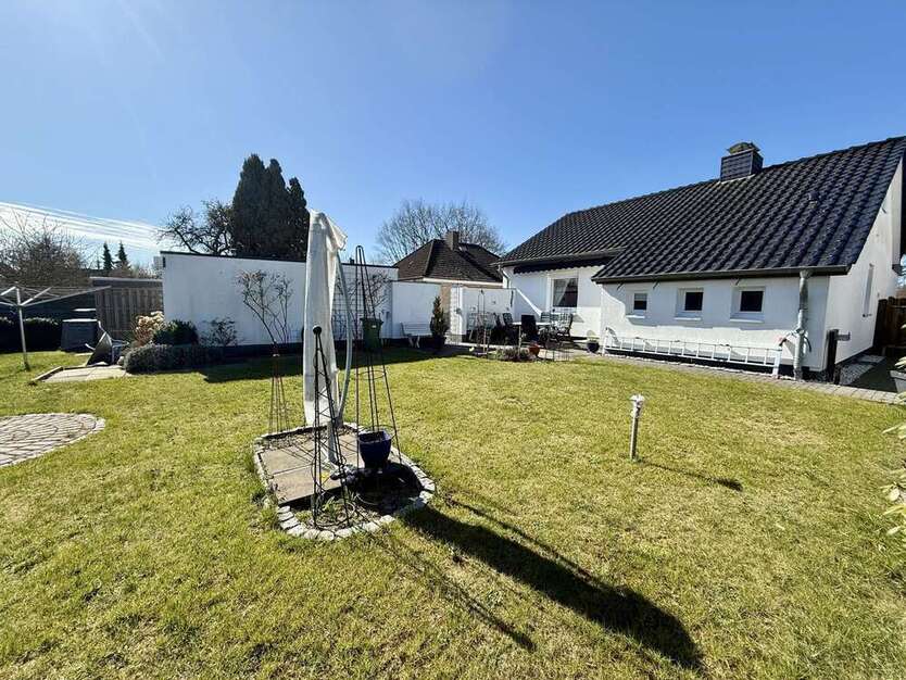 Haus zum Kaufen in Neumünster Alte Gartenstadt 303.000 € 101 m²
