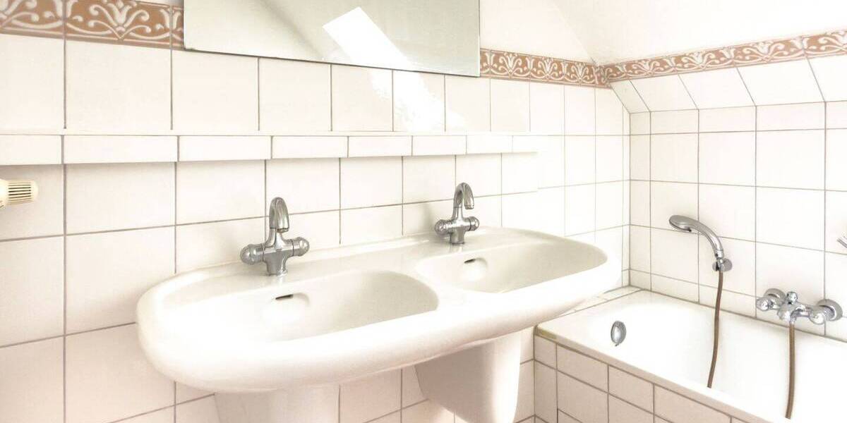 Mehrfamilienhaus, Wohnhaus Kirchbarkau - 4 Zimmer, 120 m&sup2;, 219.000&euro; | Angebot:25680572