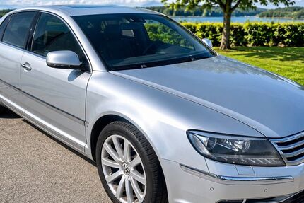 VW Phaeton 245.000 km 7.900 &euro; Neumünster 24539