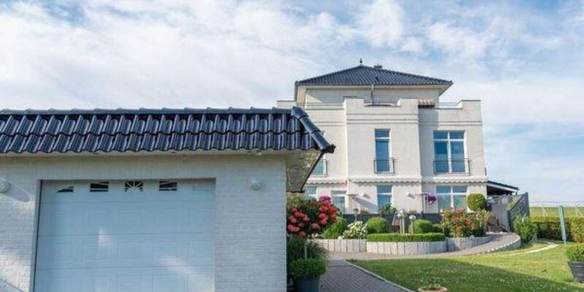 Einfamilienhaus Schönberg - 5 Zimmer, 400 m&sup2;, 1.555.900&euro; | Angebot:26032364