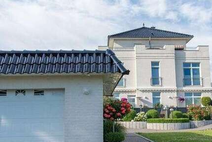Haus Schönberg - 5 Zimmer, 400 m&sup2;, 1.555.900&euro; | Angebot:26032364