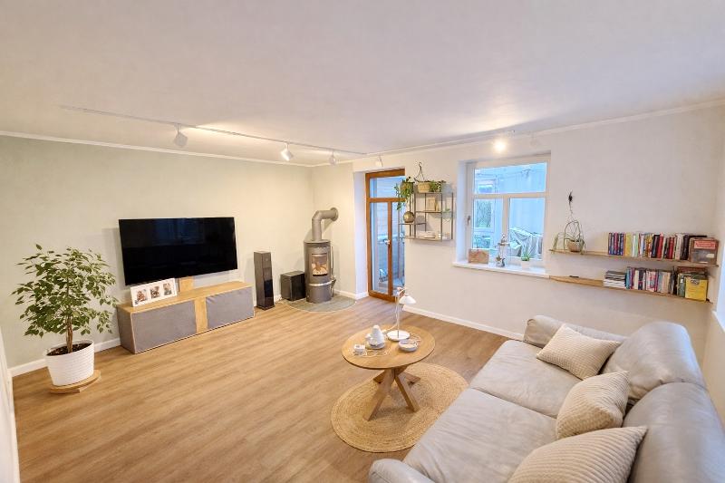 Modernisiertes Familienhaus mit viel Platz zum Leben und moderner Energietechnik - Einfamilienhaus Damendorf | Angebot:25381226