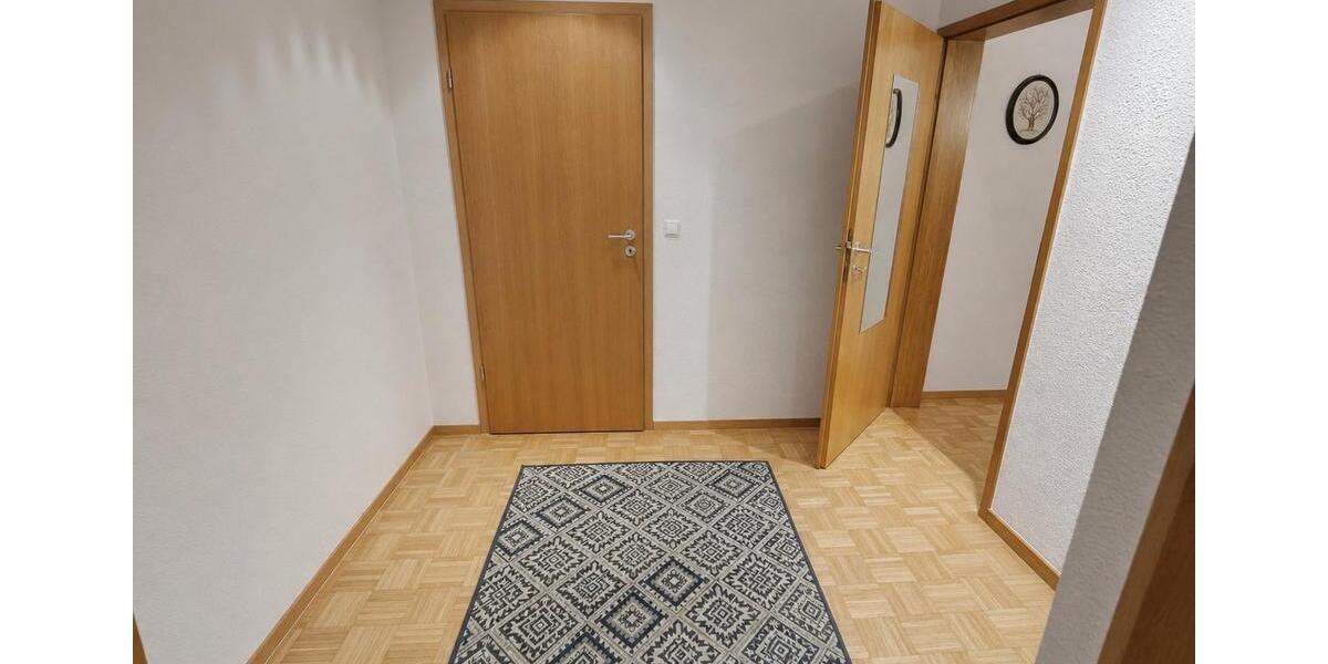 Erdgeschoßwohnung Kiel Neumühlen-Dietrichsdorf - 3 Zimmer, 108 m&sup2;, 850&euro; | Angebot:26342006