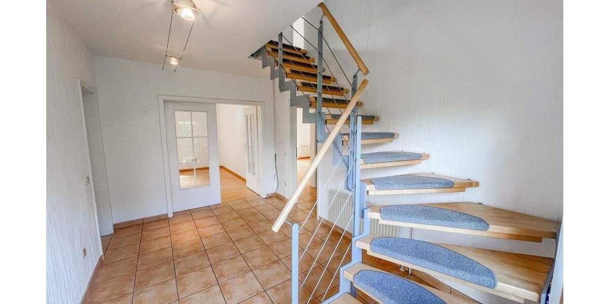 Familientraum mit Pool im beliebten Stadtteil-Einfeld! 7 zimmer