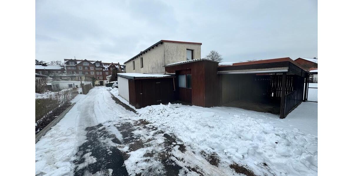 Mehrfamilienhaus, Wohnhaus Kiel Friedrichsort - 3 Zimmer, 180 m&sup2;, 450.000&euro; | Angebot:24974725