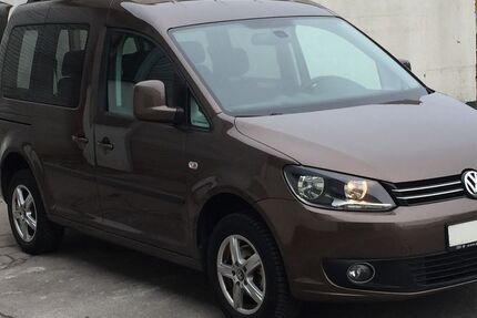 VW Caddy 179.000 km 7.950 &euro; Neumünster 24536
