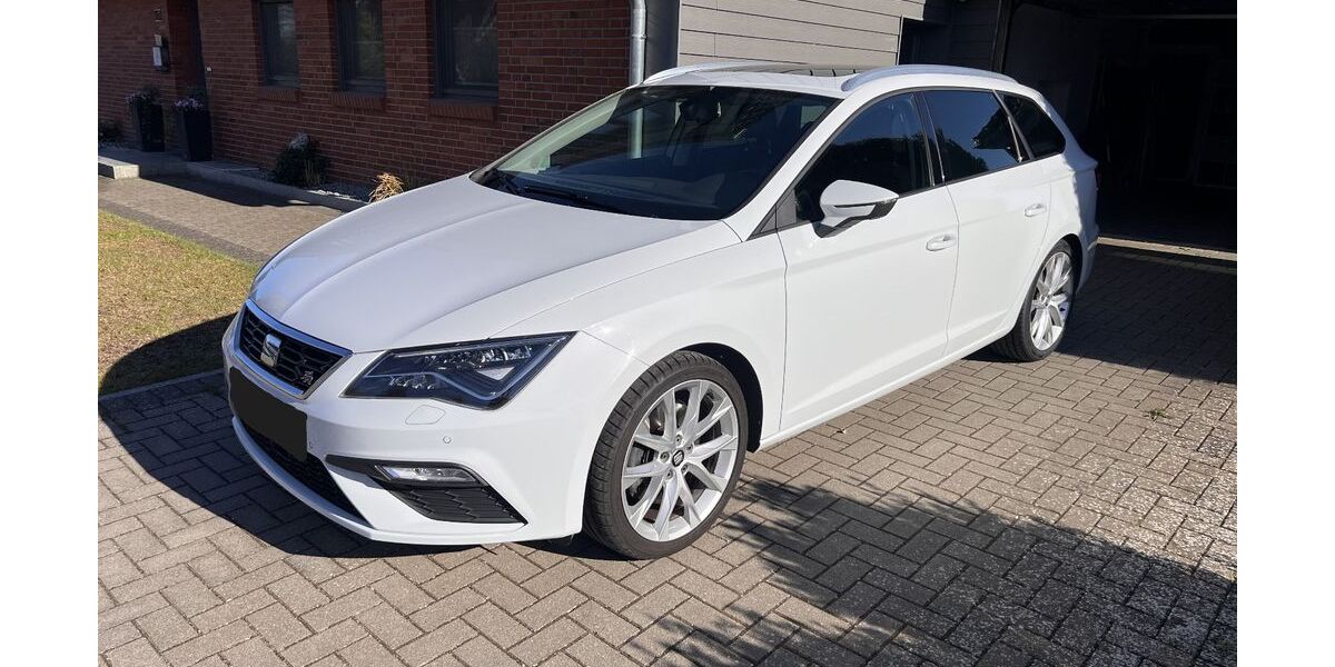 Seat Leon 100.000 km 14.600 &euro; Neumünster 24536