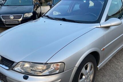 Opel Vectra 130.312 km 2.800 &euro; Neumünster 24537