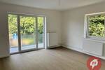Erstbezug nach Sanierung - Charmante 2,5-Zimmer Wohnung mit Balkon ins Grüne