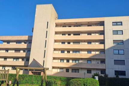 Geräumige Familienwohnung mit Balkon in Wittorf, Neumünster 5 zimmer