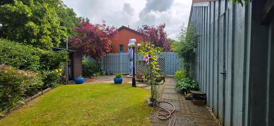 Reihenhaus Kiel Russee - 5 Zimmer, 95 m&sup2;, 389.000&euro; | Angebot:26852217