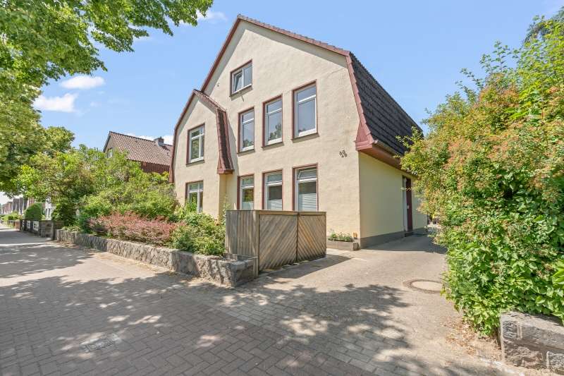 Haus zum Kaufen in Preetz 349.000 € 209 m²