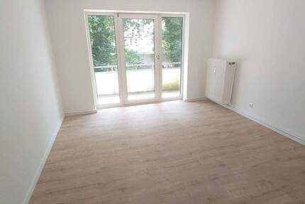 Zum 01.02.2026 - neues Jahr, neues Glück - sanierte Wohnung mit Balkon 2 zimmer