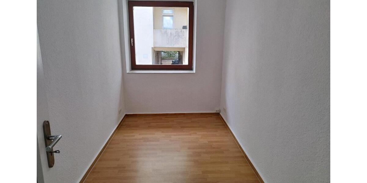 Arbeiten und Wohnen in ruhiger Lage - Nähe Neubau Coop Quartier zimmer