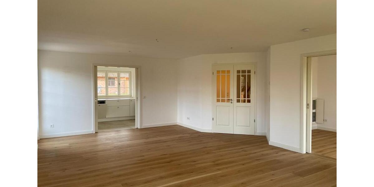 Doppelhaushälfte Osterrönfeld - 4 Zimmer, 150 m&sup2;, 1.850&euro; | Angebot:24803354