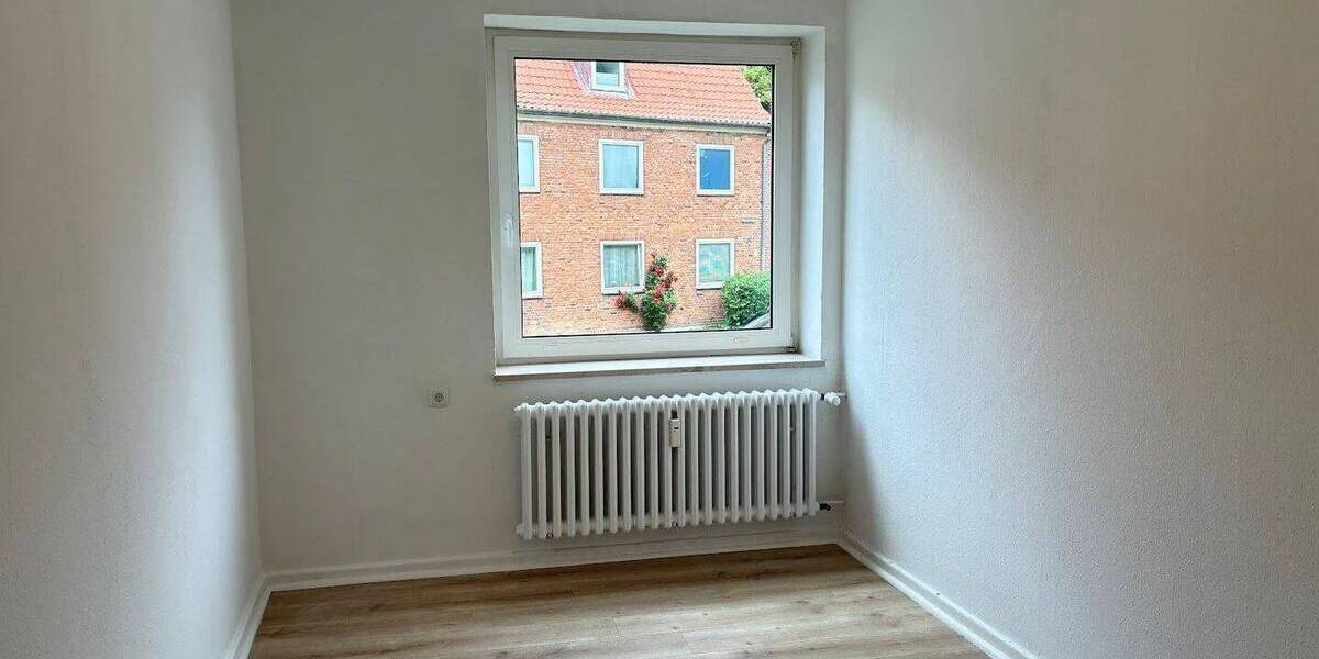 Etagenwohnung Kiel Neumühlen-Dietrichsdorf - 3 Zimmer, 59 m&sup2;, 609&euro; | Angebot:26933840