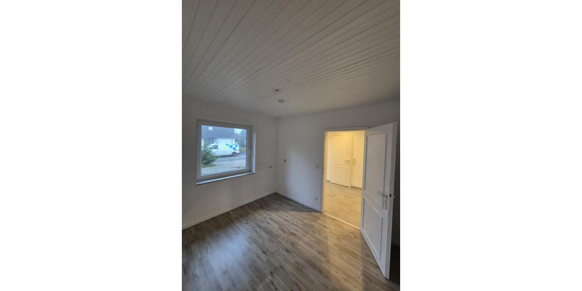 Gepflegtes Zweifamilienhaus mit gut vermieteter Ferienwohnung. zimmer